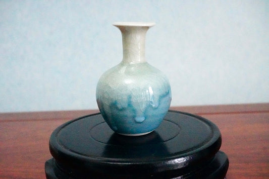 Cute mini unique glazed vases